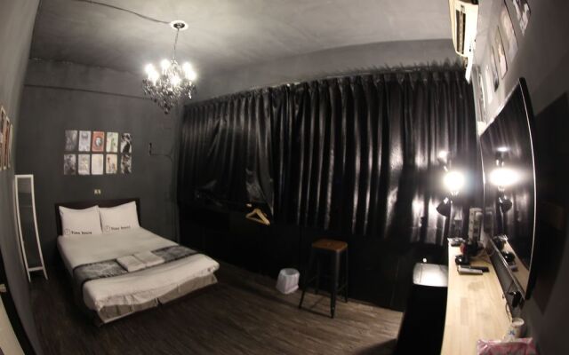 Time House Chain Hualien Train Station Hostel