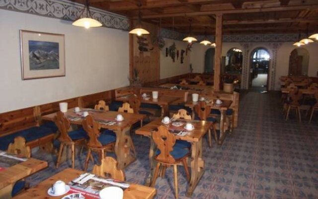 Hotel Casa Selva Garni