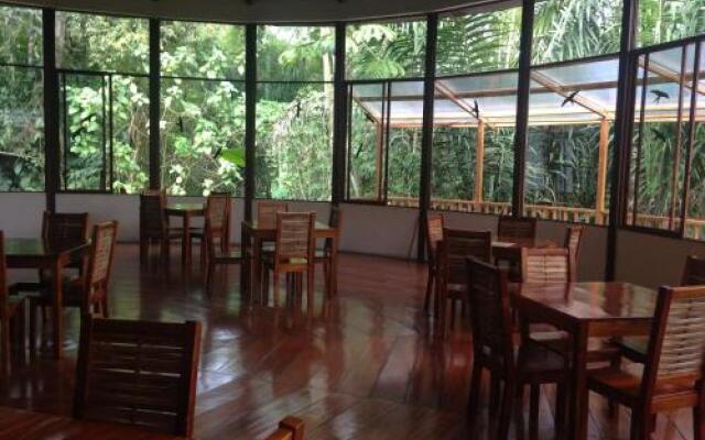 Pacoche Lodge
