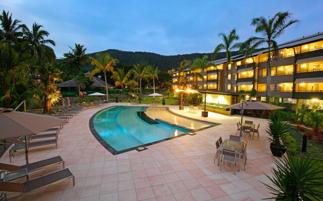 Paradise Palms