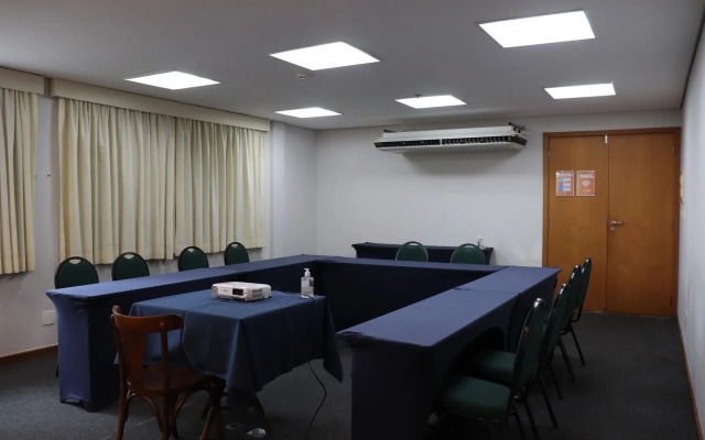 Hotel Express Vieiralves