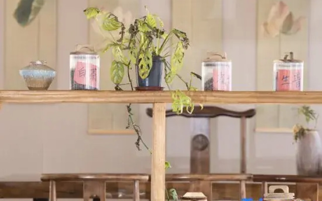 Lixiu Mountain Lodge