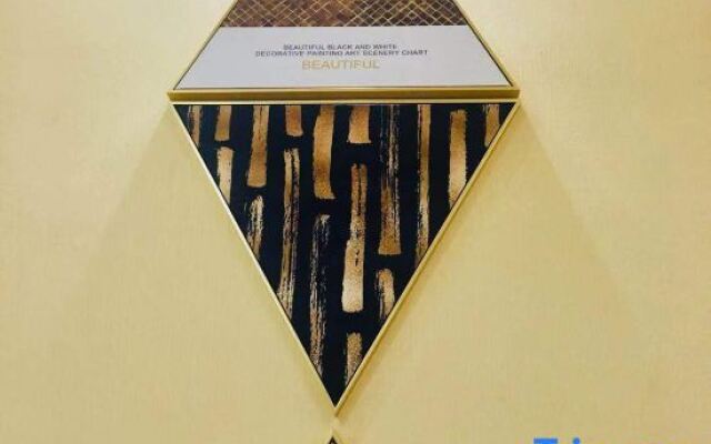 Yi Pin Holiday Hotel (Haikou Meilan Airport)