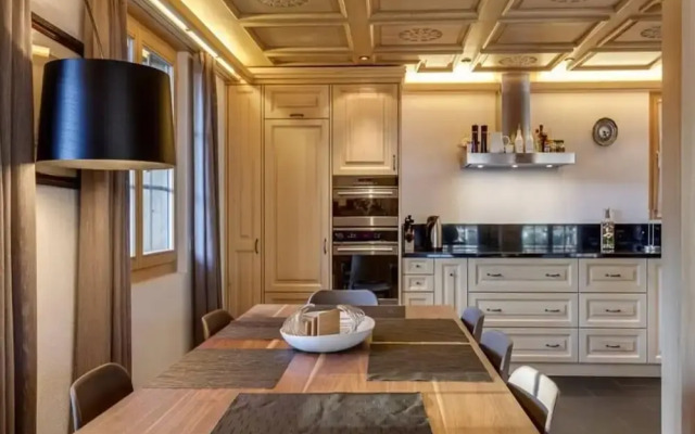 Lush Apartment With Sauna and hot tub