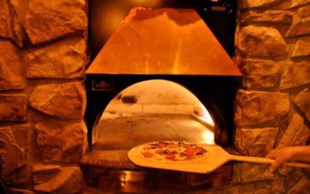 Publick House Hotel Inc.