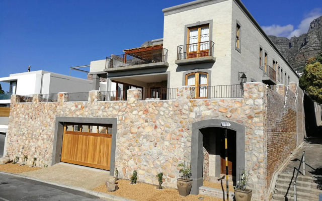 Bakovenbay Luxury Suites