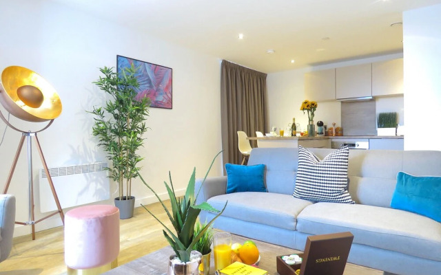 Tudors eSuite Grand Central Aparthotel