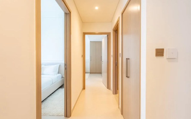 Lavishly Elegant 2BR with Breathtaking Burj View