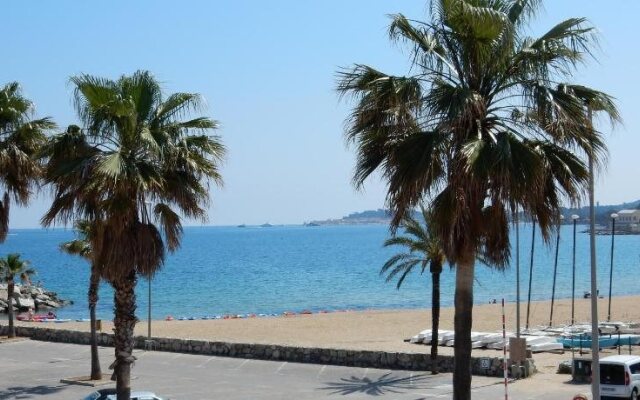 Les Marines de Gassin by Ateya Vacances