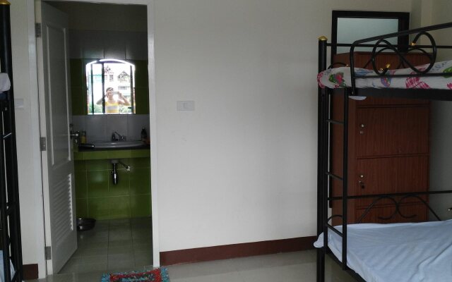 LP Star Hostel