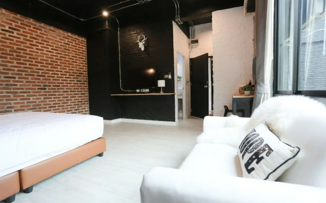 Manonnee Hotel
