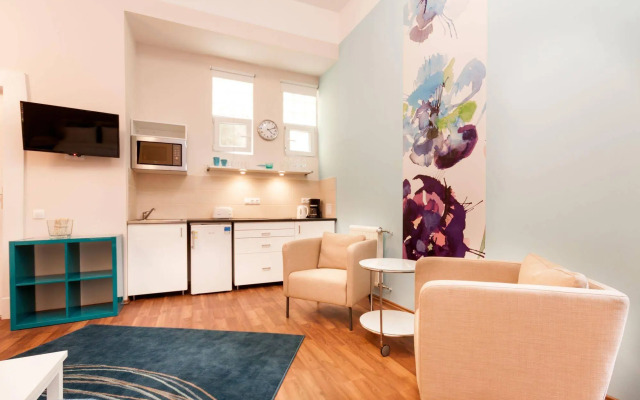 Budapestay Apartments