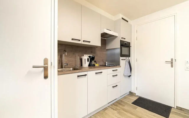Beautiful Apartment Near Recreational Facility
