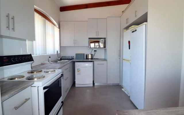 Naude House in Struisbaai