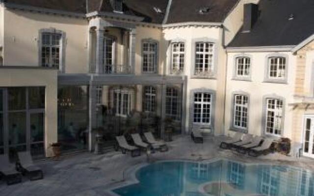 Le Chateau Des Thermes