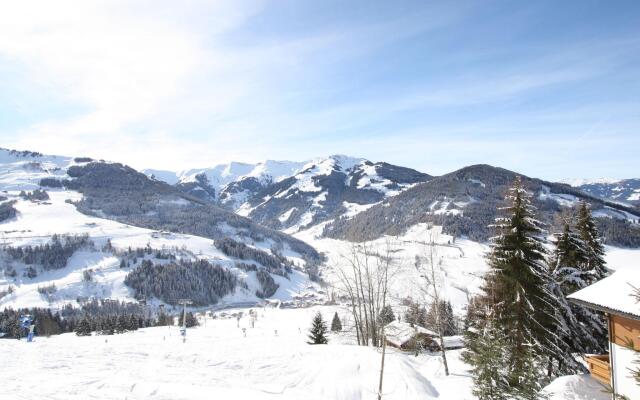 Cozy Apartment near Ski Area in Maria Alm