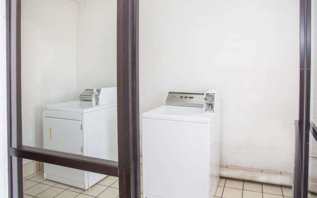 Super 8 by Wyndham Springdale AR