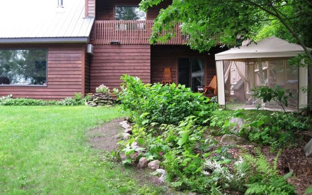 12 Mile Lake Bed and Breakfast