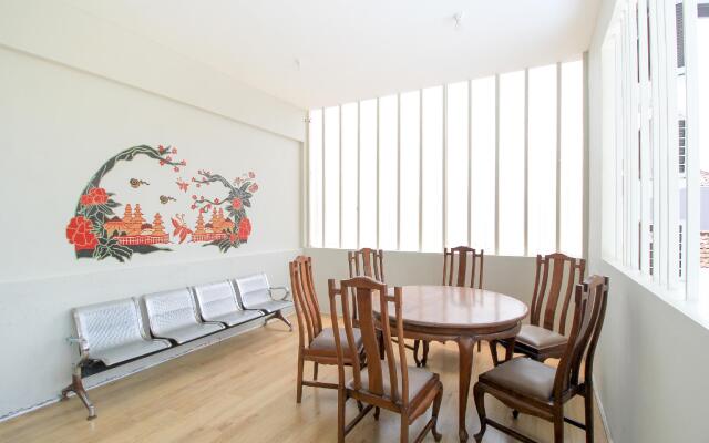 OYO 168 K-15 Residence