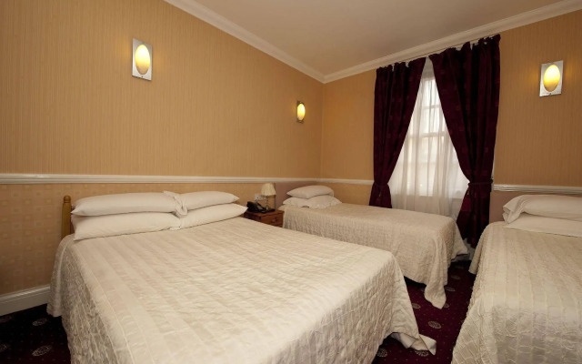 Balmoral House Hotel