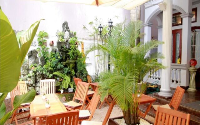 HANZ Huong Mai Hotel