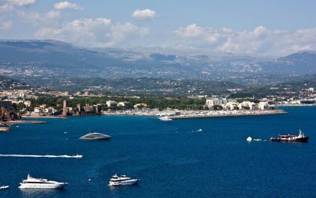 Les Pieds dans l'Eau