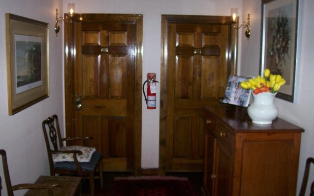 Leesburg Colonial Inn
