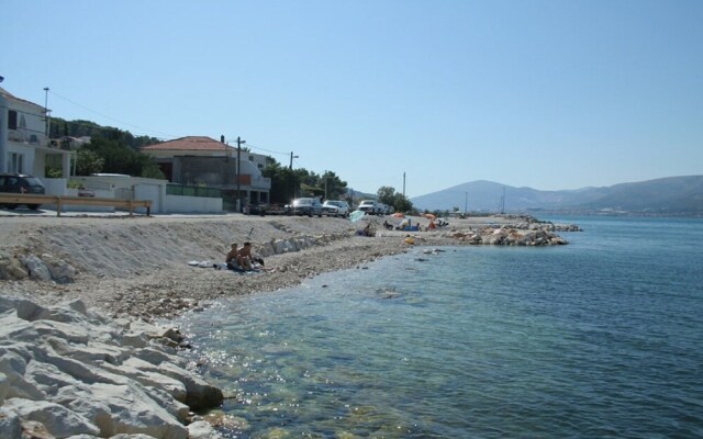 Andja - 5 m From the Beach - A1