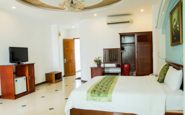 Xuan Hung Hotel