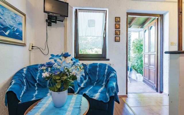 Beautiful Home in Novigrad With Wifi and 0 Bedrooms