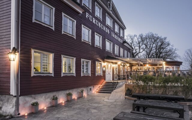 hotelImage