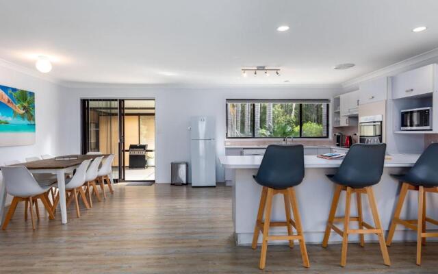 Moona Beach House Jervis Bay Rentals