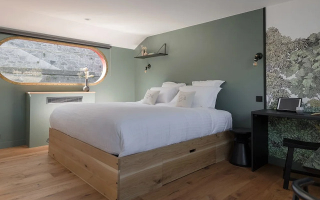 LA PENICHE - Bed And Bicycle - Tournon