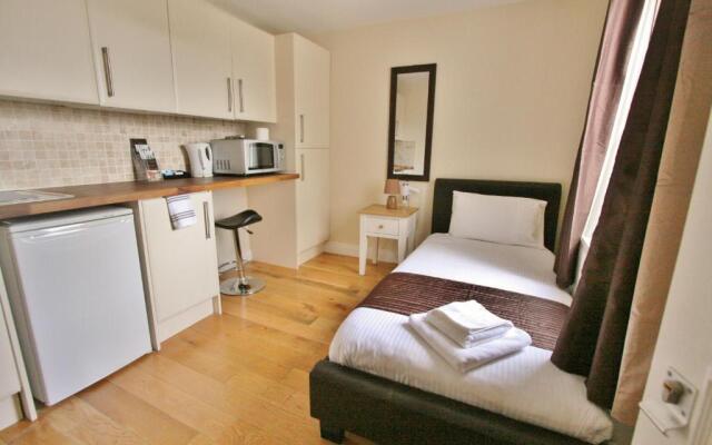Central Studios Gloucester Road by Rooms Booked - Free Parking