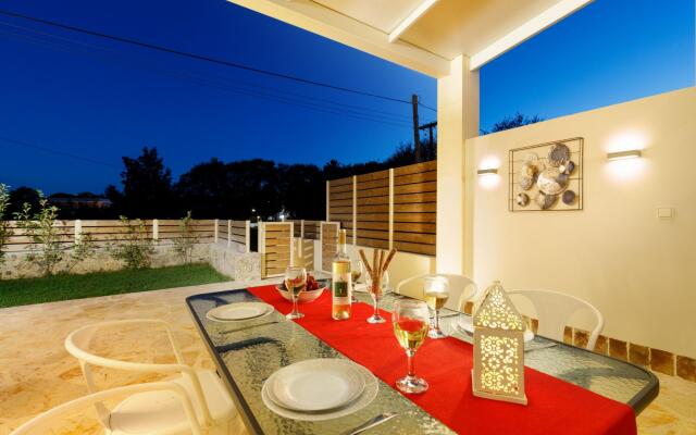 Senses Suite Ena in Dassia