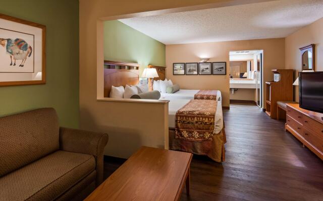 Best Western Plus King's Inn & Suites