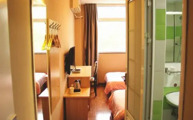 Nanyang Meitu Business Hotel (Hengfang Square)