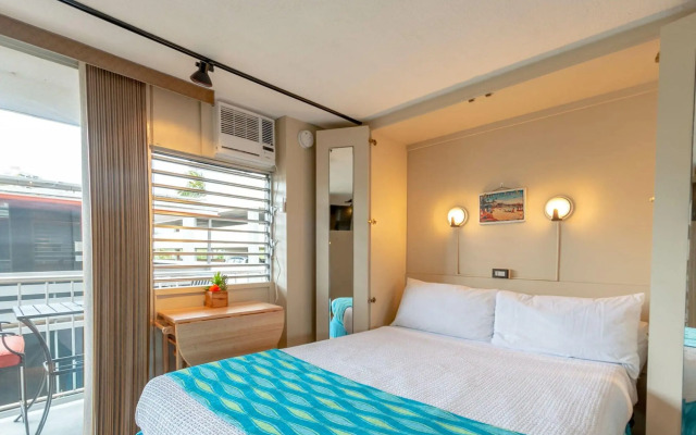 Lewers Street - Suite 401