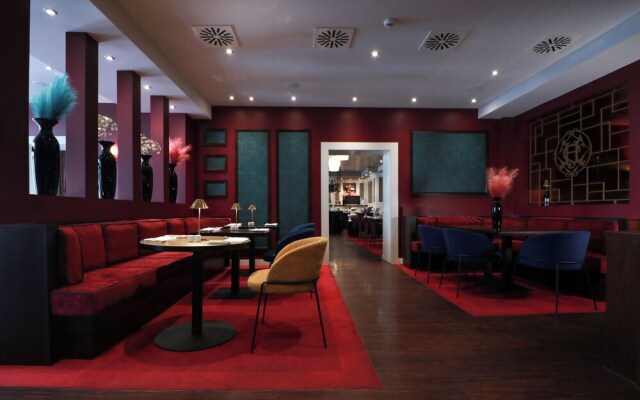 Haverkamp Suites