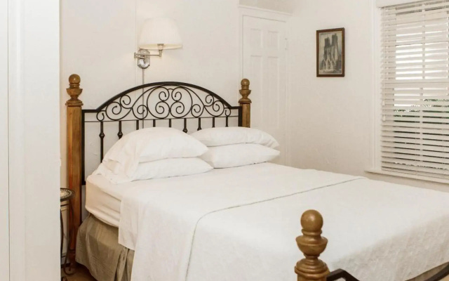 James Buchanan Hotel, Trademark Collection By Wyndham
