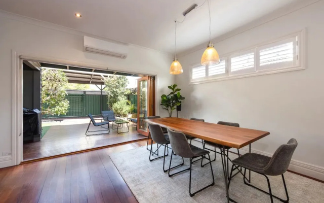 Renovated 3 Bedroom Family Home in Richmond With Parking – Balcony – Melbourne