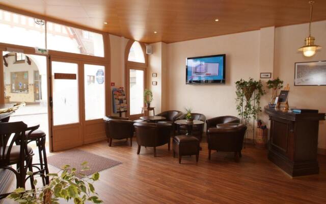 Hotel Le Caddy