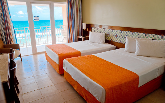 Gran Hotel Stella Maris Urban Resort & Conventions