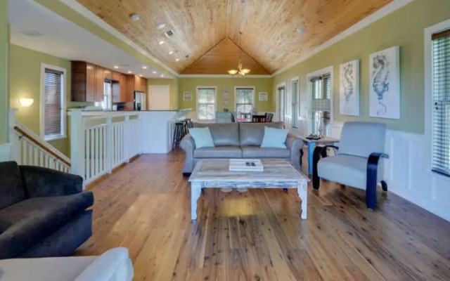 Magnolia Cottages By The Sea- 113 Patina by Florida Star Vacations