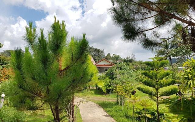 Baan Phanawan Resort