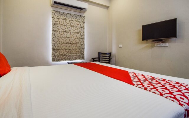 The Legend By OYO Rooms