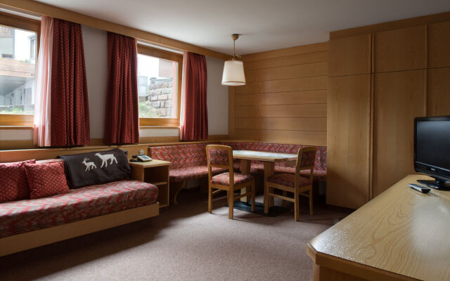 Apartments Lores