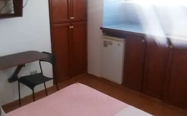 Adriano's Apartahotel