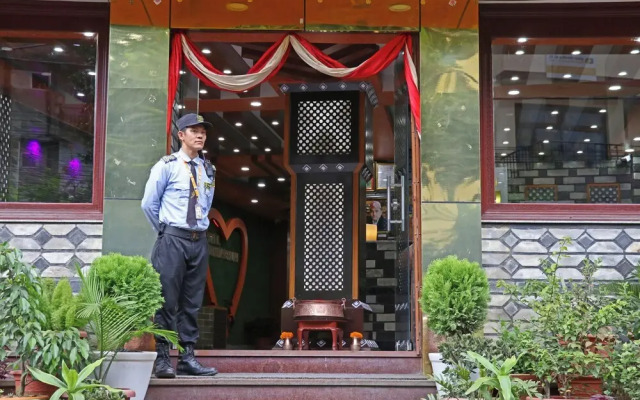 Hotel Janmabhumi
