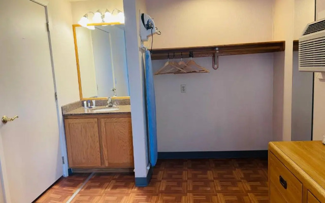 America's Best Value Inn Sandpoint